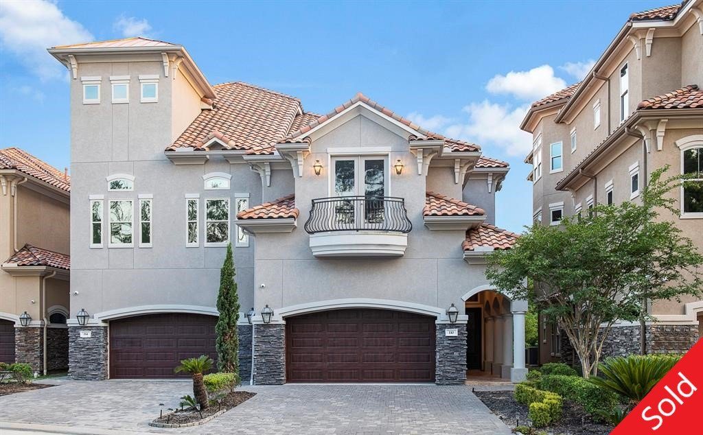 La Vie Villa unit 110